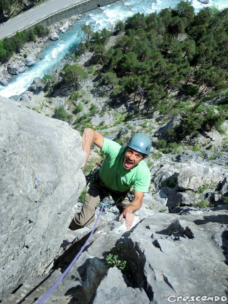 Stage escalade terrain d'aventure - Queyras calcaire grande voie