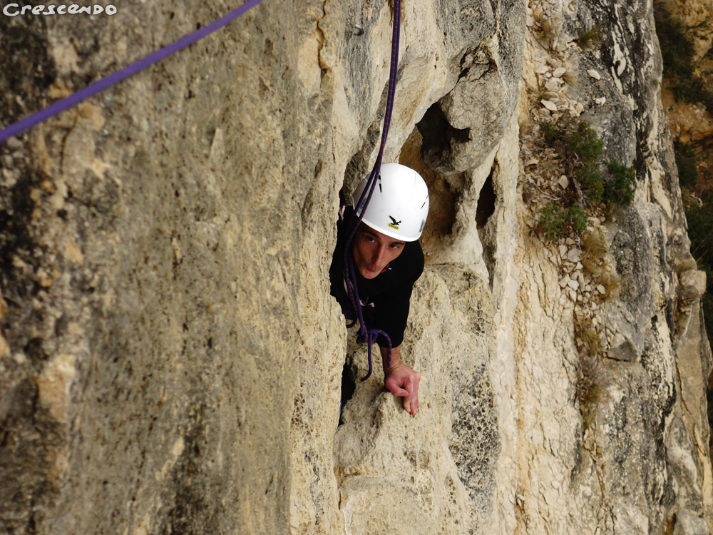 découvrez l'escalade dans les calanques - cap canaille