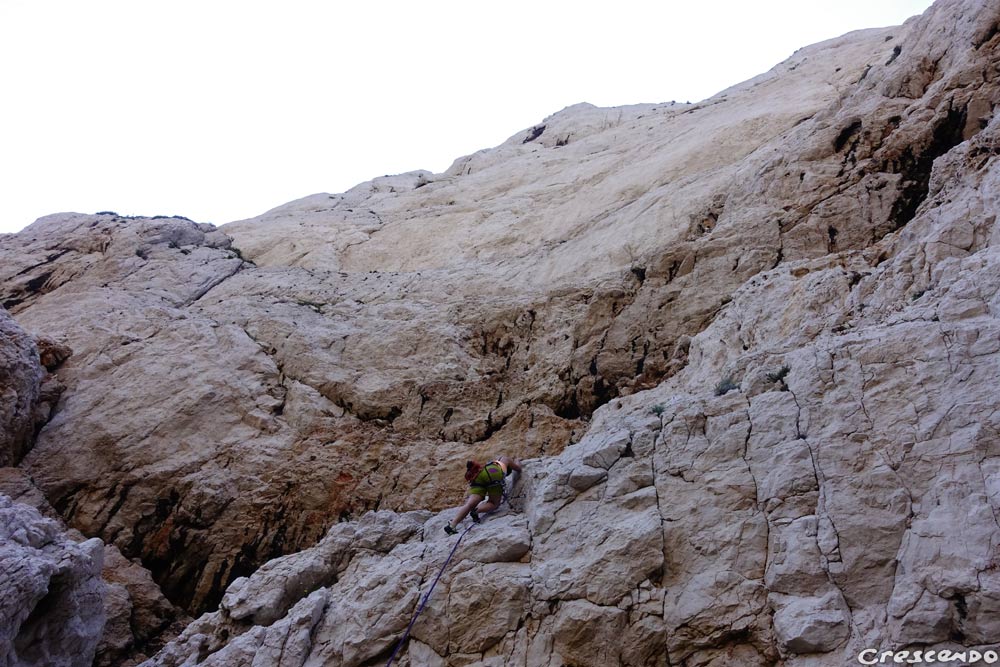 Escalade calanques, stage grande voie, moniteur d'escalade