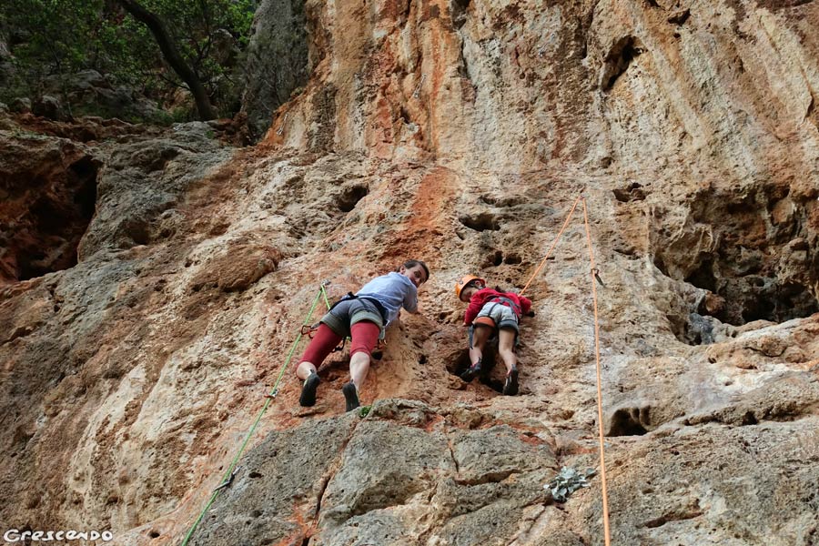 stage et séjour escalade, partir grimper, découverte escalade Leonidio