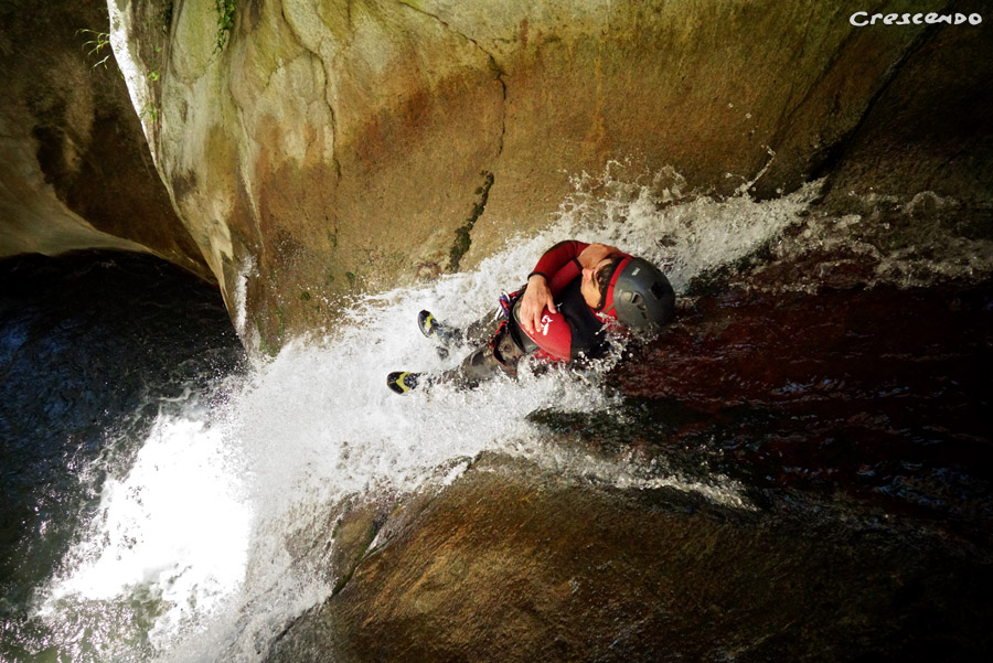 funny canyoning, sporty canyoning guillestre