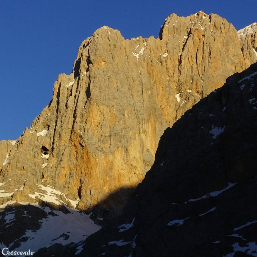 face rocheuse, big wall, escalade alpine en Turquie