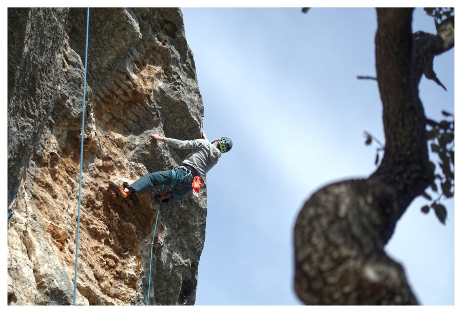 se perfectionner en falaise